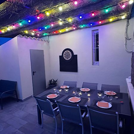Appartement 4 A 8 Personnes, Spacieux De Standing Classe 4 Etoiles Nimes Bagian luar foto