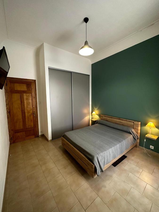 Appartement 4 A 8 Personnes, Spacieux De Standing Classe 4 Etoiles Nimes Bagian luar foto