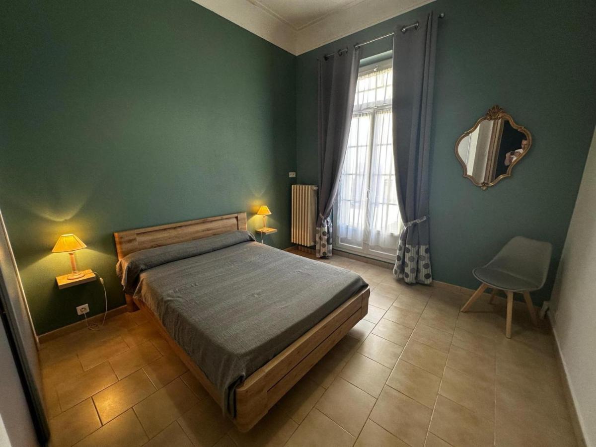 Appartement 4 A 8 Personnes, Spacieux De Standing Classe 4 Etoiles Nimes Bagian luar foto