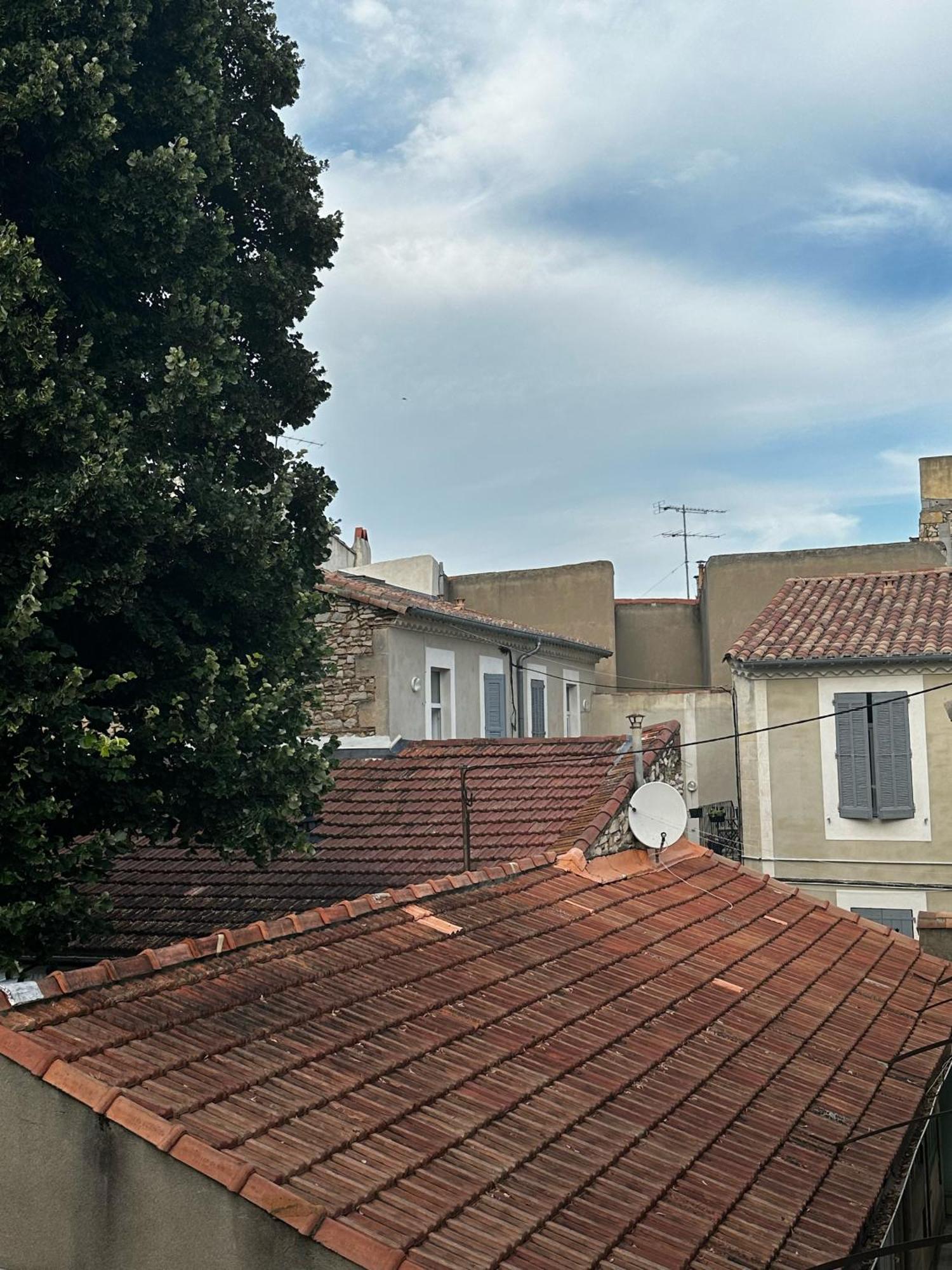 Appartement 4 A 8 Personnes, Spacieux De Standing Classe 4 Etoiles Nimes Bagian luar foto